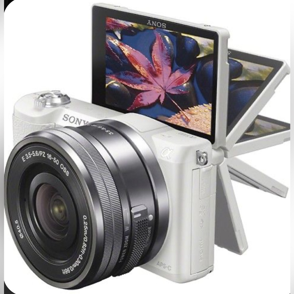 Sony a5100 16-50mm Mirrorless Digital Camera with 3-Inch Flip Up LCD (White)